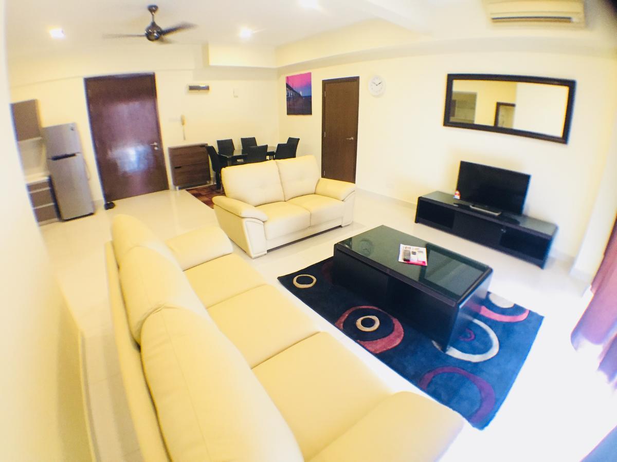 Regalia Suites By Ihost Kuala Lumpur Luaran gambar