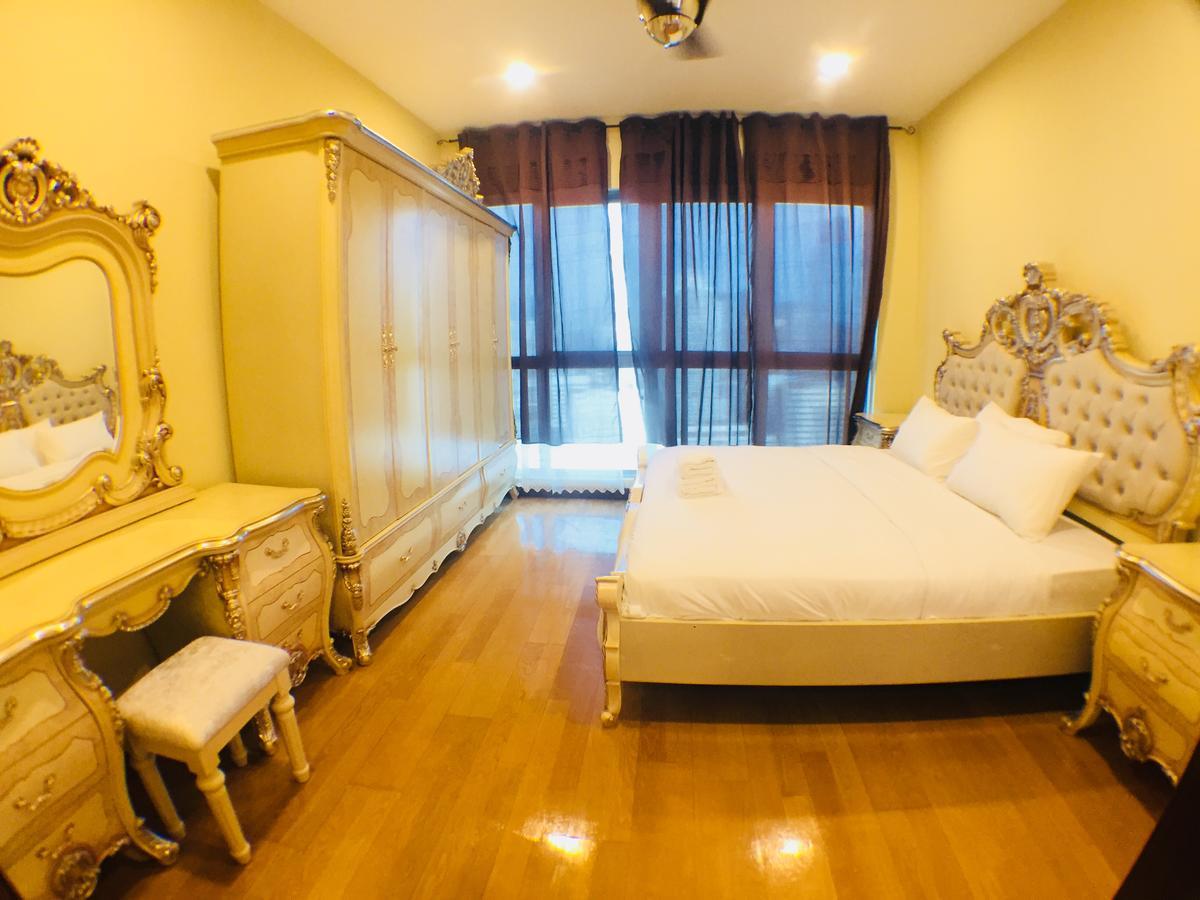 Regalia Suites By Ihost Kuala Lumpur Luaran gambar