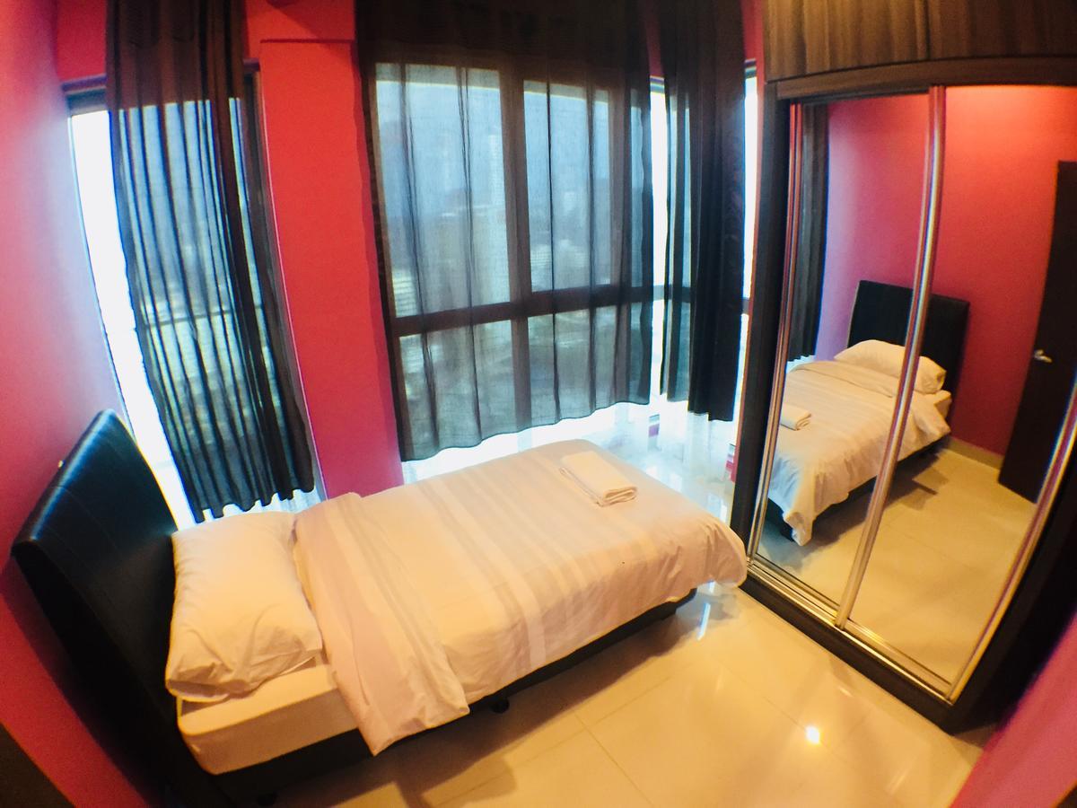 Regalia Suites By Ihost Kuala Lumpur Luaran gambar