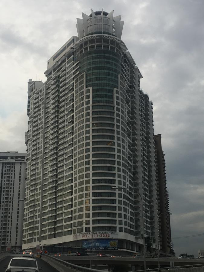 Regalia Suites By Ihost Kuala Lumpur Luaran gambar