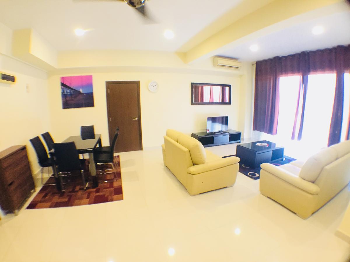 Regalia Suites By Ihost Kuala Lumpur Luaran gambar