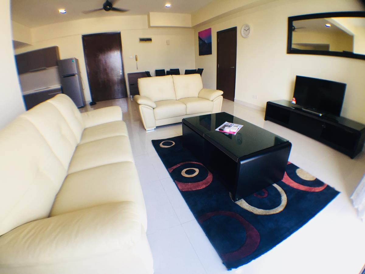 Regalia Suites By Ihost Kuala Lumpur Luaran gambar