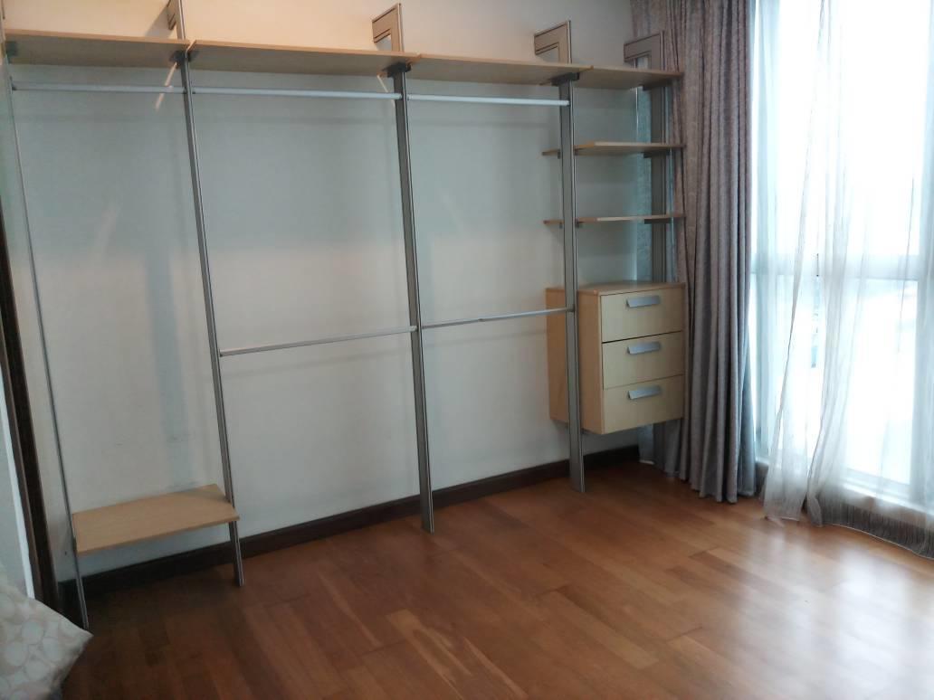 Regalia Suites By Ihost Kuala Lumpur Luaran gambar