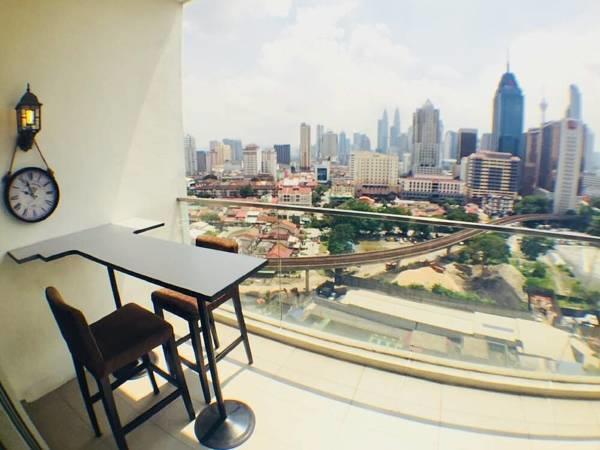 Regalia Suites By Ihost Kuala Lumpur Luaran gambar