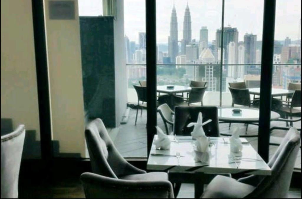 Regalia Suites By Ihost Kuala Lumpur Luaran gambar